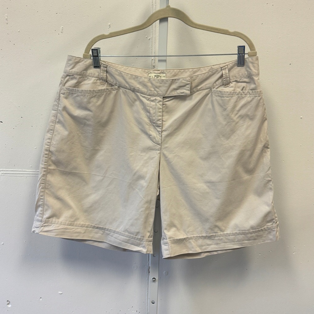 Ann Taylor Loft Women's Gray‎ Beige Cotton Chino Shorts Size 16 Mid Rise Casual
